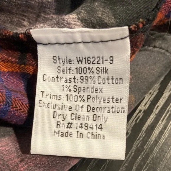 Johnny Was Workshop Patchwork Flannel Button Up Floral Shirt Sz. S - Picture 11 of 12